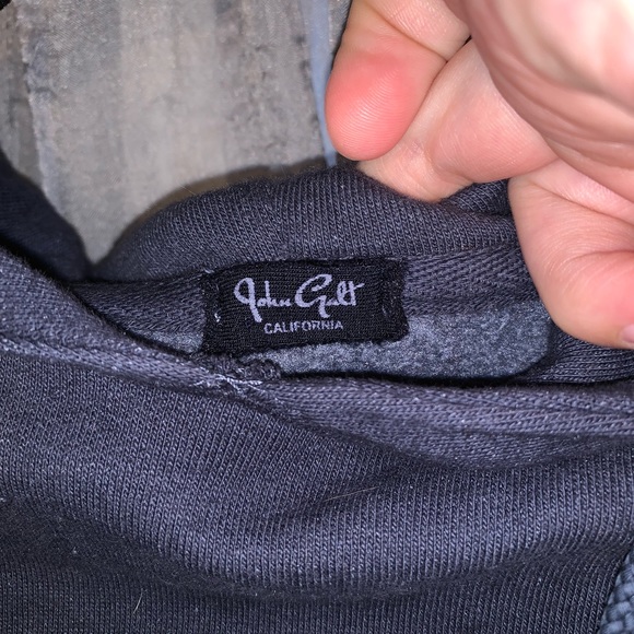 Brandy Melville crop hoodie - Picture 3 of 3